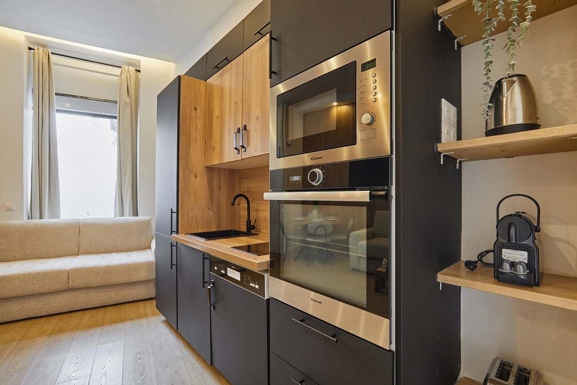 Superb Le Marais Apartment